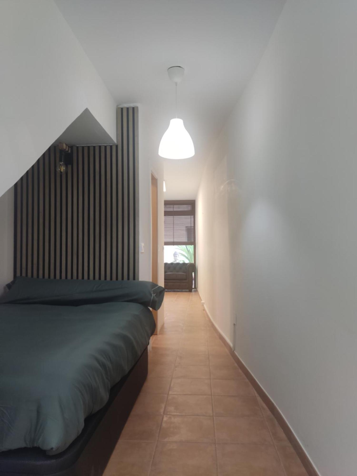 Estudio Bajo La Escalera เรดอนเดลา ภายนอก รูปภาพ